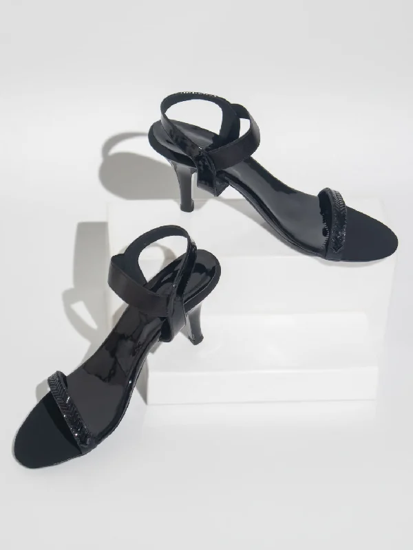 Comfortable sandals for women with wide fit options and soft cushioning for feet-Women Black Embellished Slim Heels