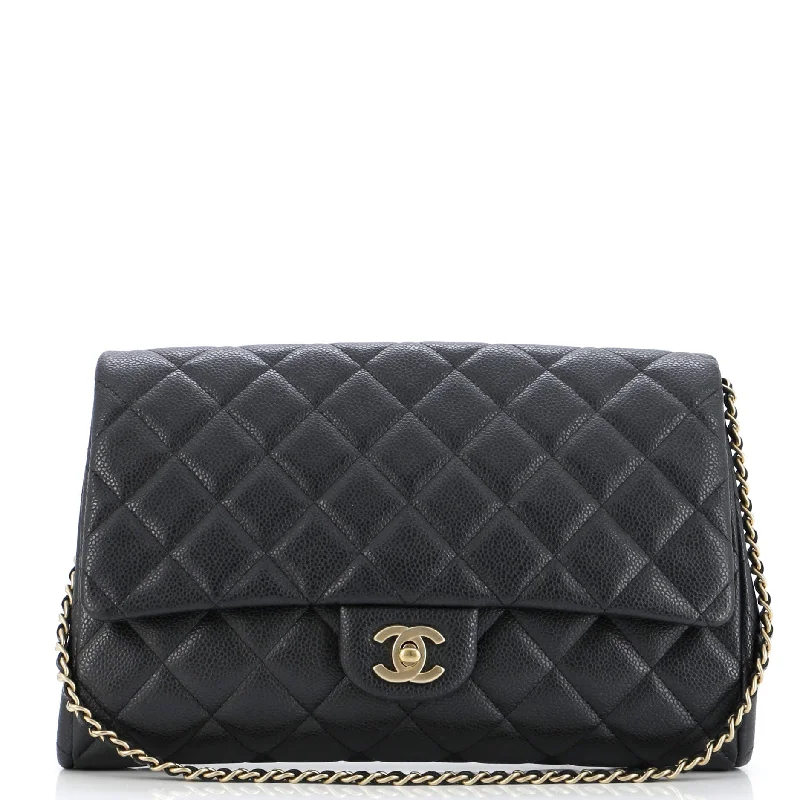 Handle bags with vintage vibes for nostalgia -Clutch with Chain Quilted Caviar