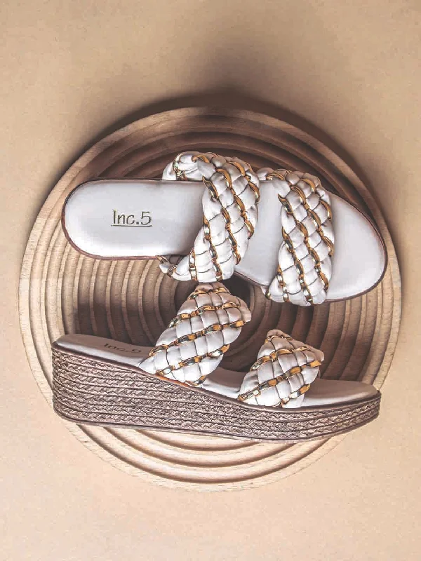 Casual sandals for women with wide straps and flat sole for relaxed fit-Women Beige Textured Wedge Heels