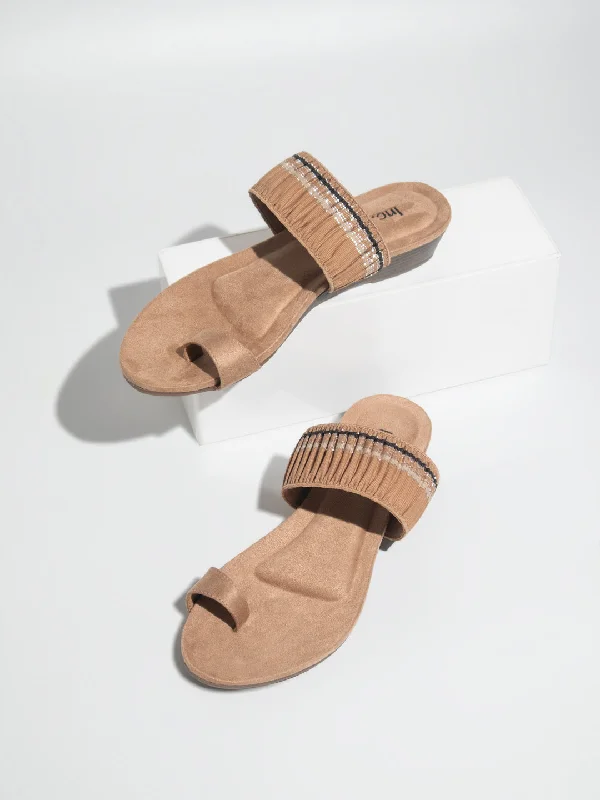 Stylish sandals for men with leather straps and simple yet sophisticated design-Women Beige-Coloured Textured One-Toe Wedge Heels