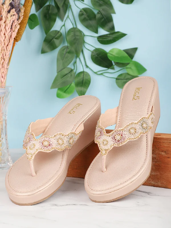 Comfortable sandals for women with arch support and memory foam insoles-Women Rose Gold-Toned Embellished Ethnic Wedge Heels