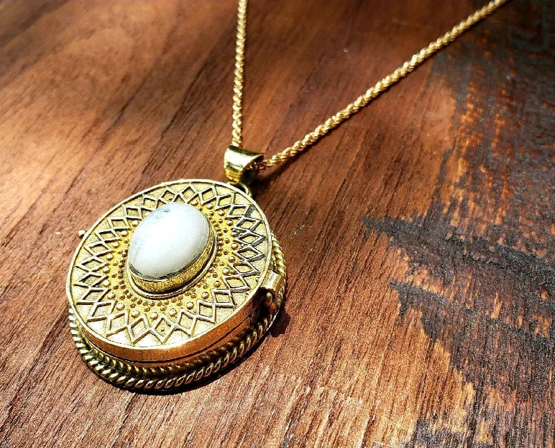 Best necklaces and pendants with black diamonds for an edgy, bold statement-Large Gold Moonstone Locket Necklace