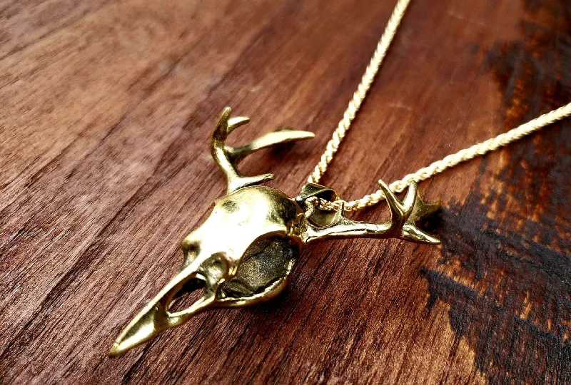 Best necklaces and pendants with floral designs for a feminine and elegant feel-Mythical Bird Skull Necklace