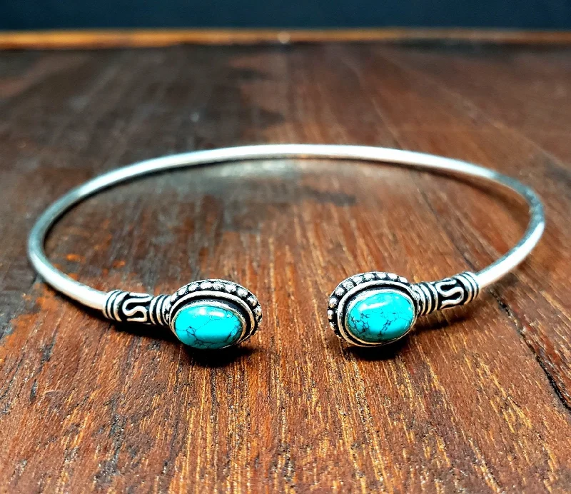 Unique necklaces and pendants with gemstones for a colorful and vibrant statement-Simple Turquoise Arm Cuff